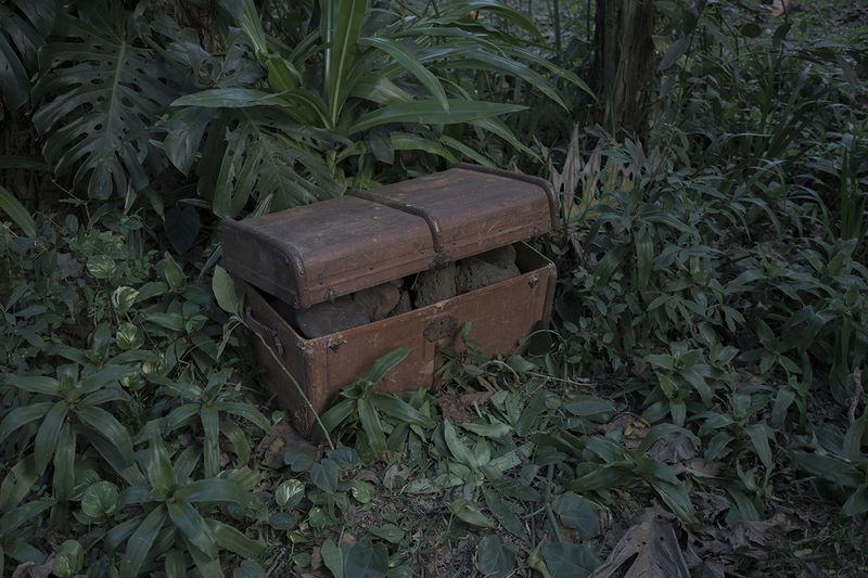 © Katarzyna and Marianne Wasowska, from the series Waiting for the Snow