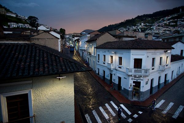 © Niru Kolectivo, from the series The 3x8 Behind the City