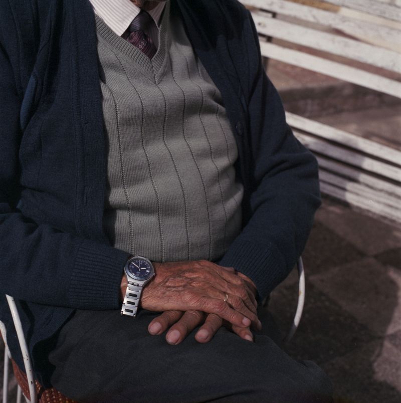 A Radiating Home by Humming Birds and Blue Dust