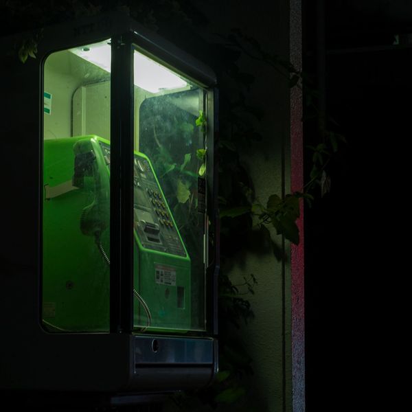 © Linzi Bugeja - slight night shiver 6 - phone home