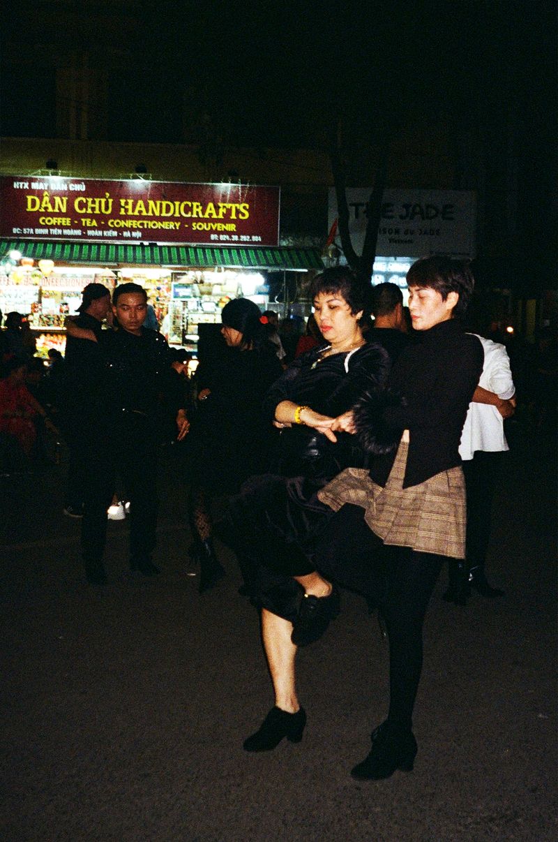 © Aya Zahra - Life is worth Living, Hanoi, Vietnam