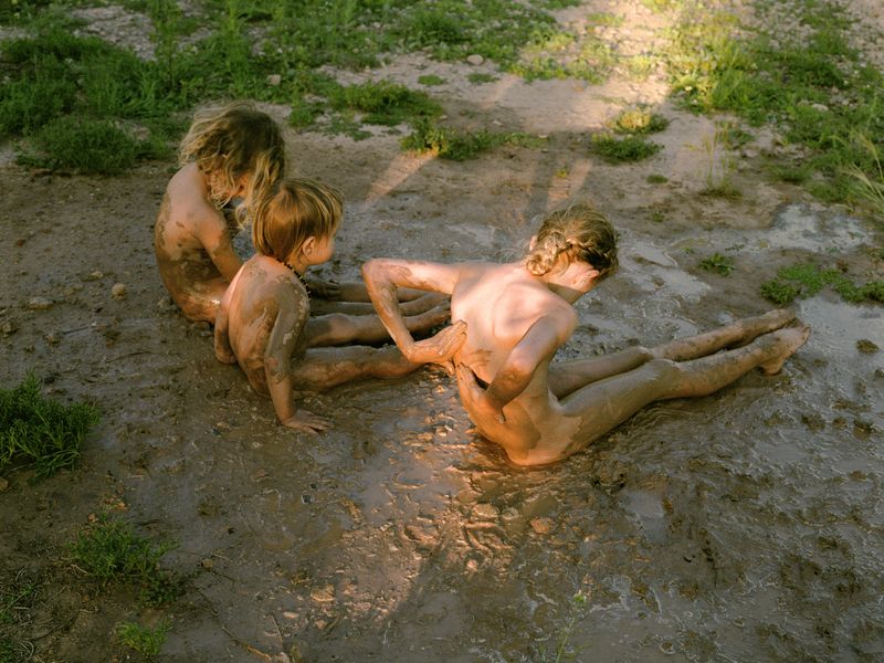 © Irmina Walczak - Image from the Oasis: In our quarantine yard. photography project