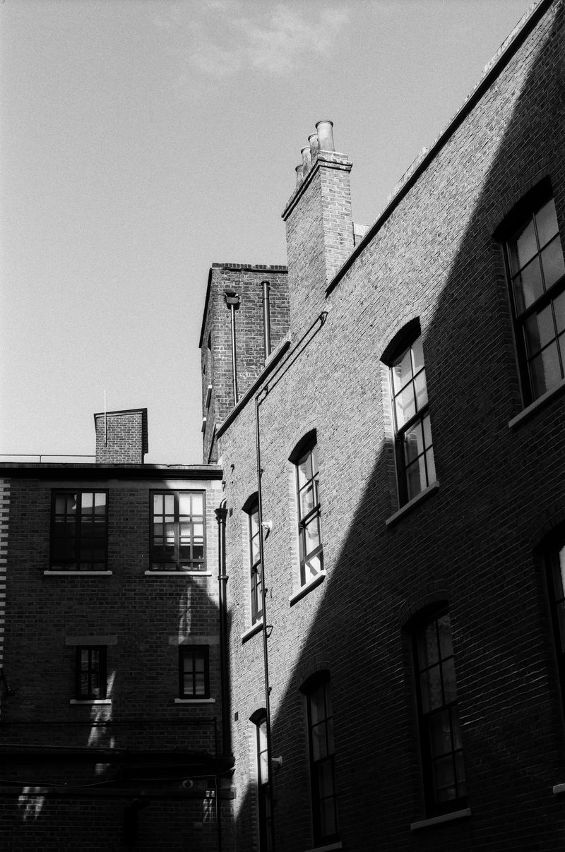 © gigi - Image from the shadow and light dancing photography project