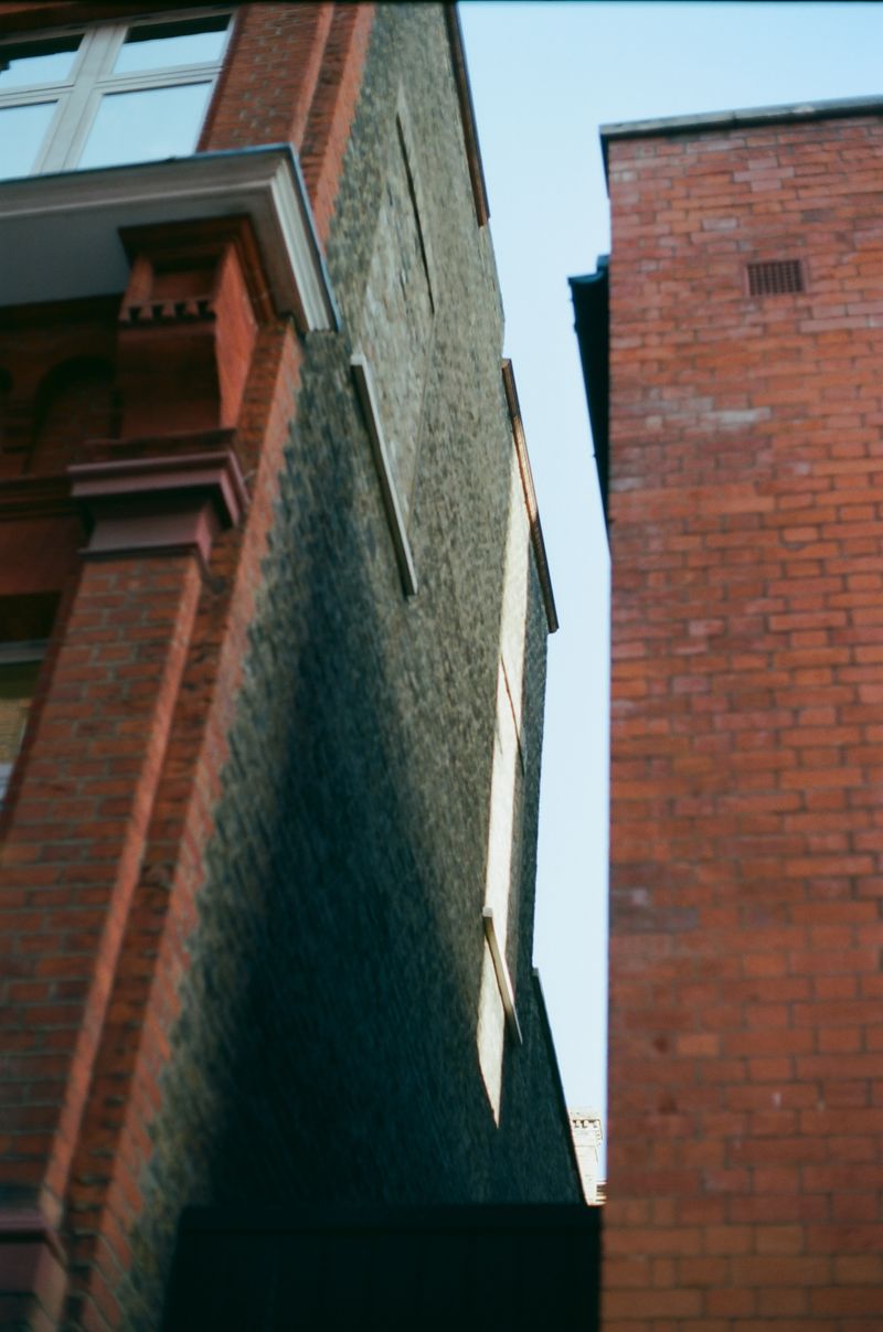 © gigi - Image from the shadow and light dancing photography project