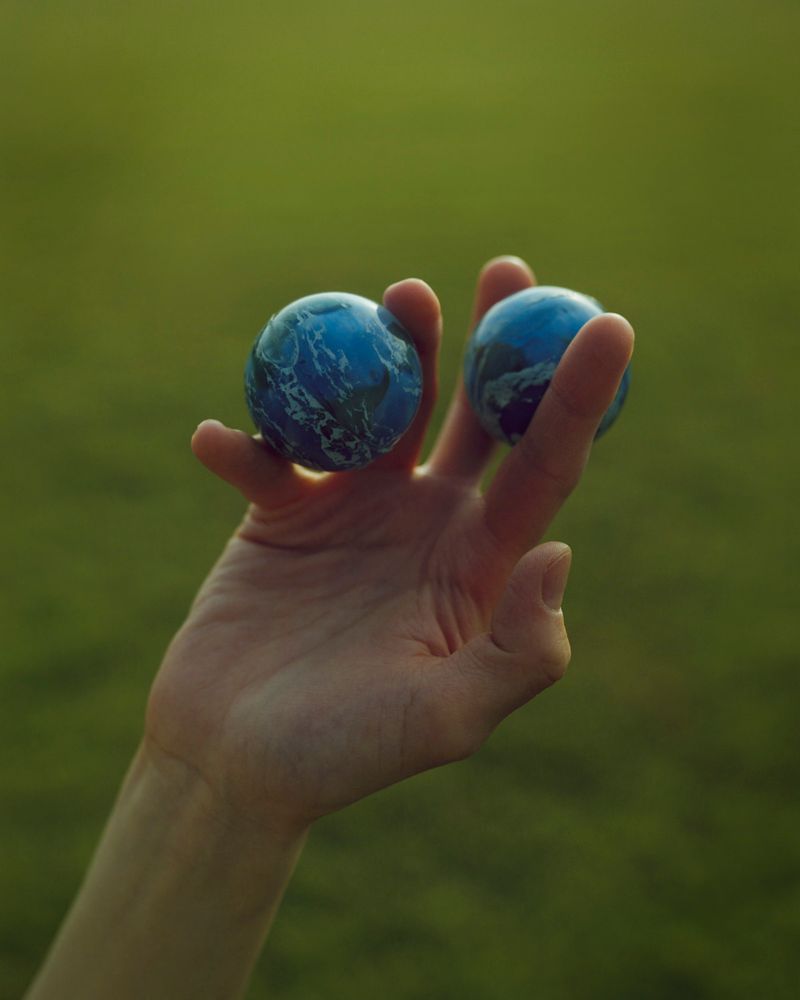 © Tetsuo Kashiwada - Image from the Message photography project