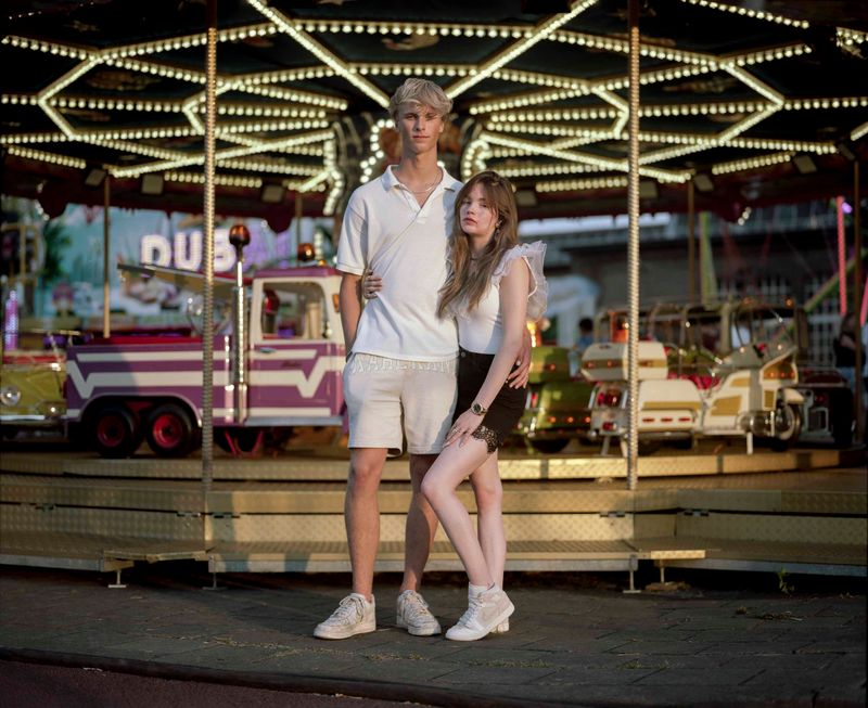 © Nina Schollaardt - Merijn (15) and Ranomy (14) at the fun fair in Tilburg, July 2024