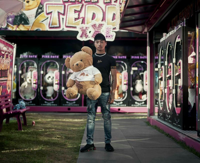 © Nina Schollaardt - Pharel (18) at the fun fair in Eindhoven, July 2024