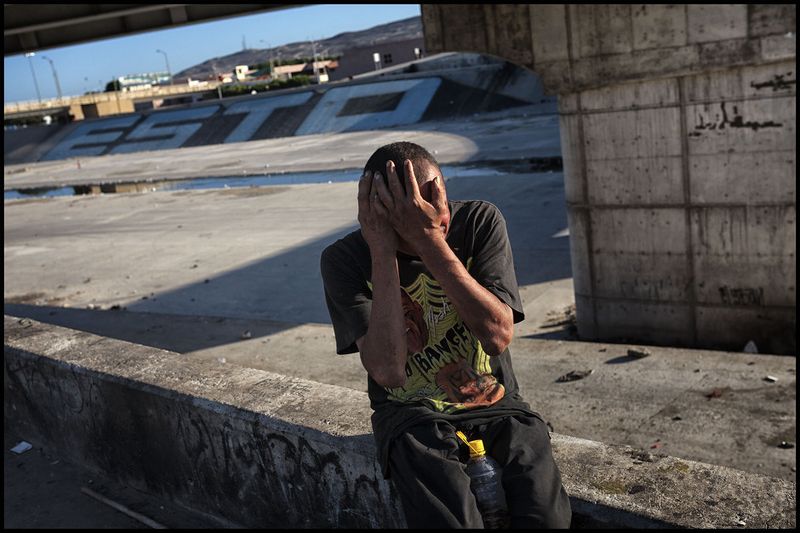 © Prometeo Lucero - Image from the La linea, un limbo atrapasueños photography project