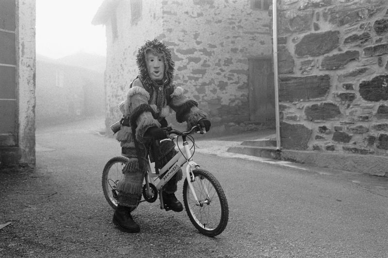 © Paulo Monteiro - Image from the Between tradition and modernity photography project