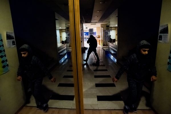 © Zoltán Balogh - Image from the Athens refugee squats photography project