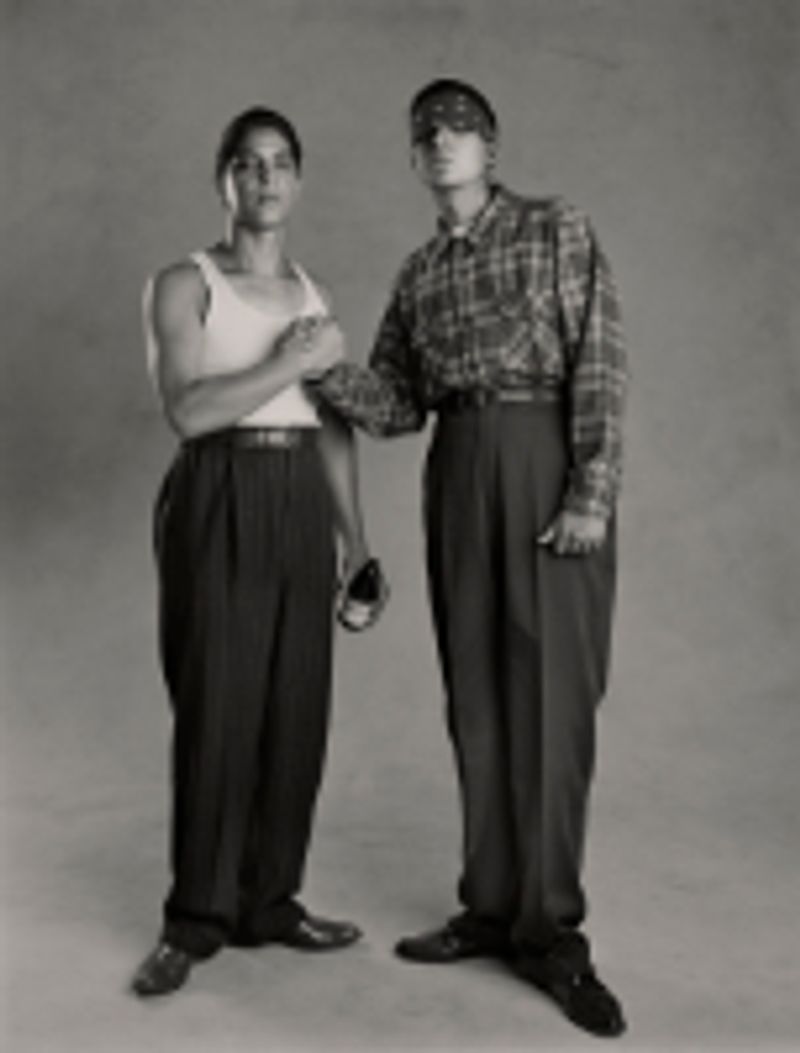 © Tom Zimberoff - Handshake