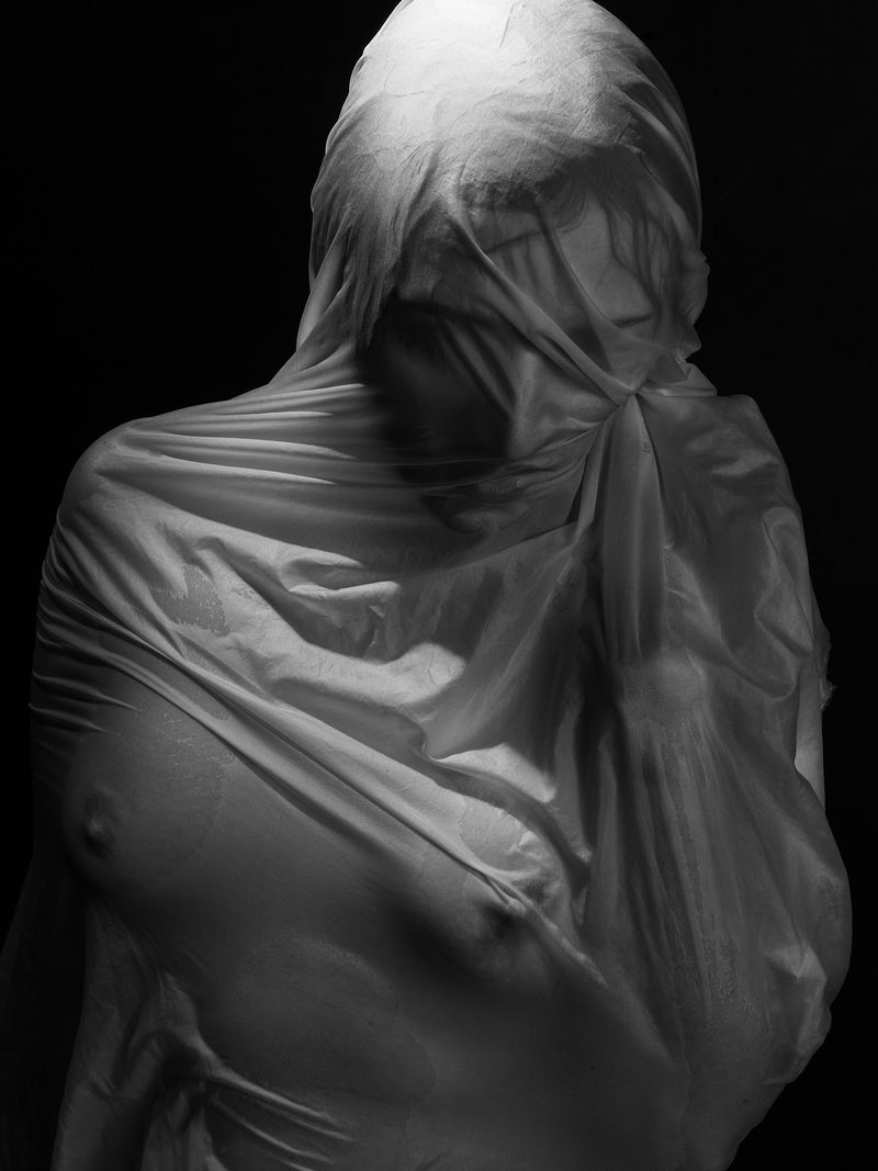 © Jay Keim - Image from the Wet Silk photography project