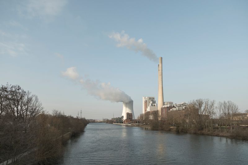 © Davide Bertuccio - Image from the Across the river's flow photography project