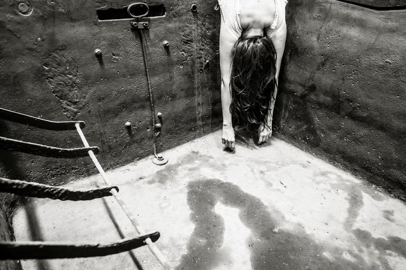 © Paolo Soriani - Image from the AnimAnimale -  I Don't Know How To Respond To That Violence photography project