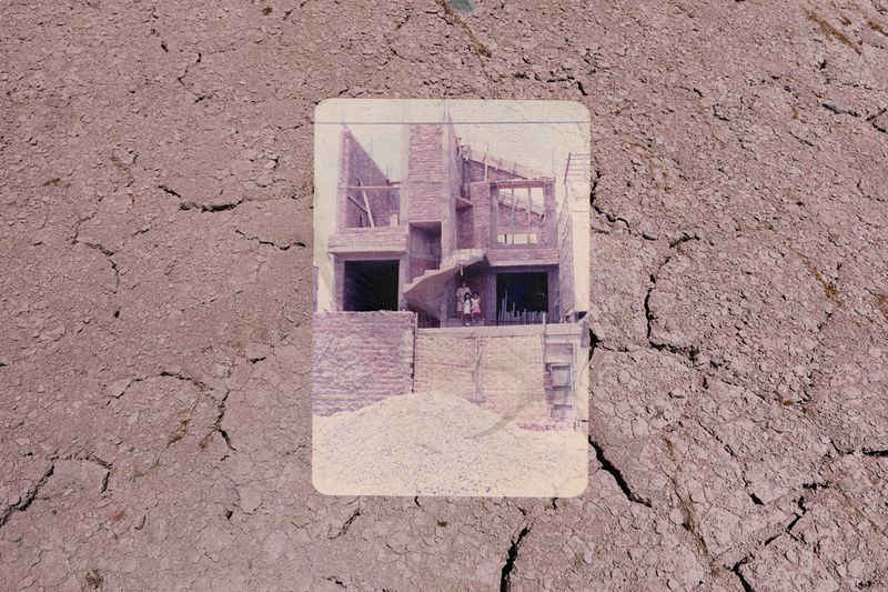 © Diana Larrea - Image from the I Left Too Soon photography project