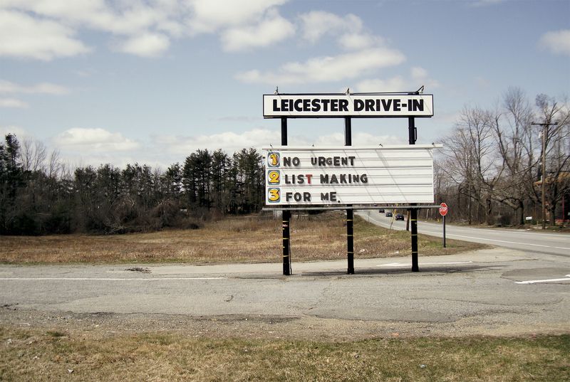 © Victoria Crayhon - Untitled Leicester Massachusetts 2009, 44 x 30 inch archival pigment print, Edition of 5