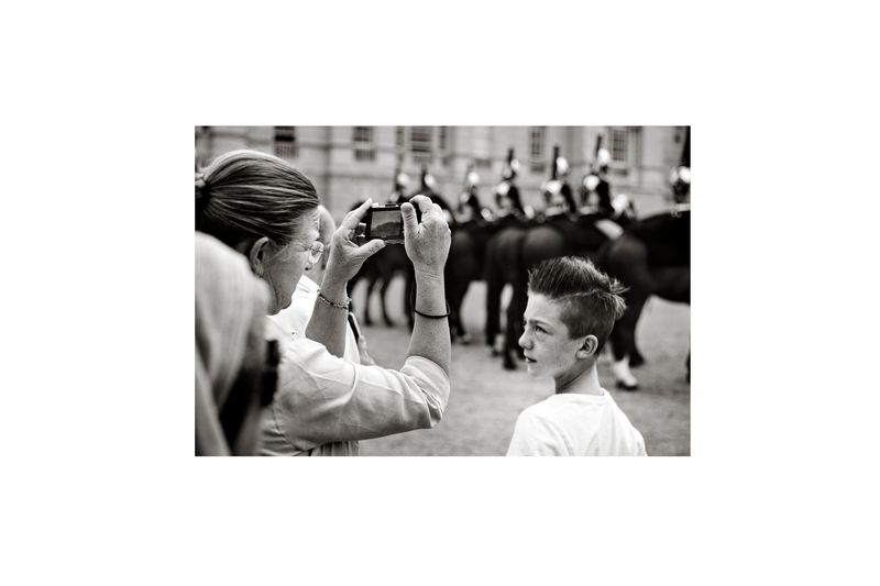 © luis barta - Image from the Visiting visitors photography project