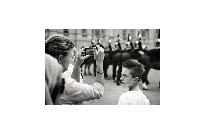 © luis barta - Image from the Visiting visitors photography project