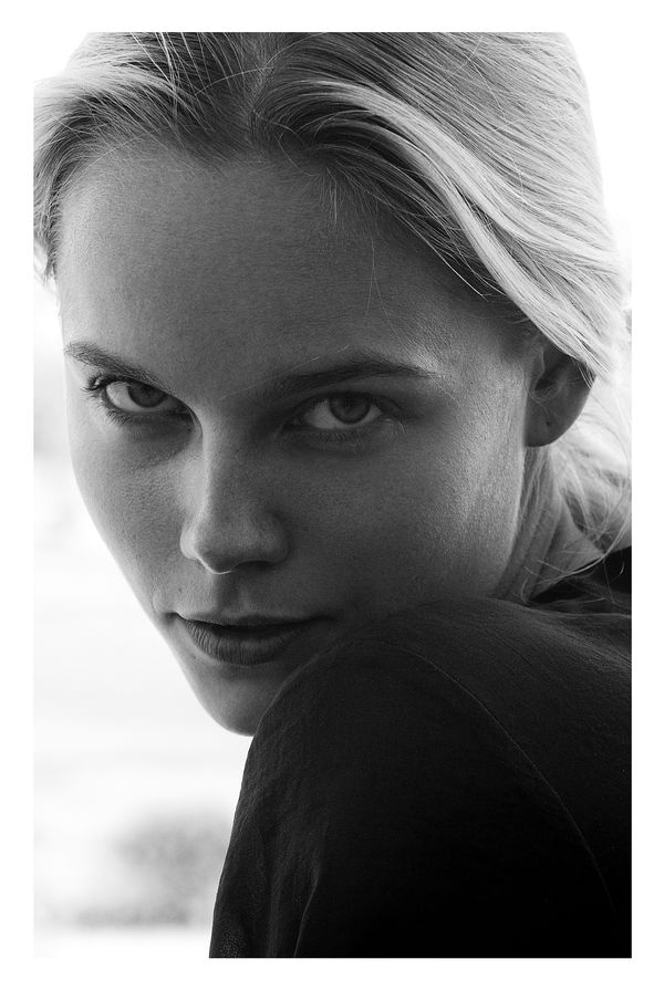 © luis barta - Image from the Angels between us photography project