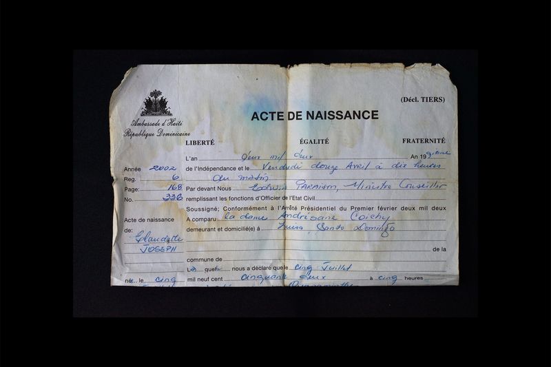 © Annalisa Natali Murri - Image from the The Black line photography project