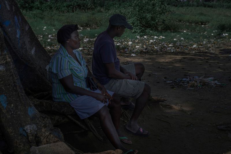 © Annalisa Natali Murri - Image from the The Black line photography project