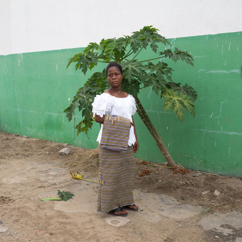 © Christoph Montebelli - Untitled (one of the leaves we cut)