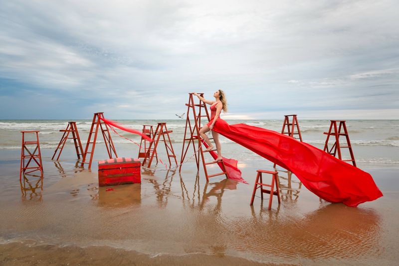 © Elisa Iannacone - Image from the The Spiral of Containment photography project