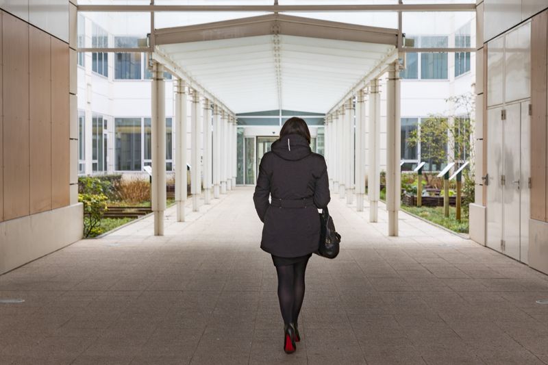 © Céline Alson - Cécile, 40 , is mother of 3 and Deputy CEO and Chief Operation Officer of Asset Management of a big insurance company