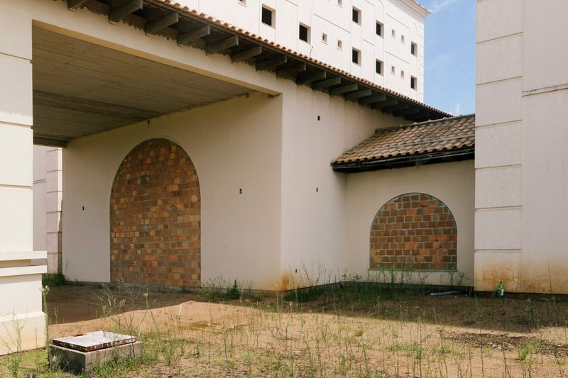 © Gabriel Carpes - Image from the 1000 years from now photography project