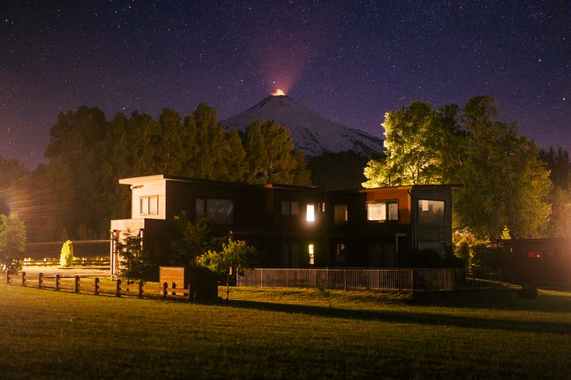 © Mauro Pesce - Image from the 36 Views of Villarrica Volcano photography project