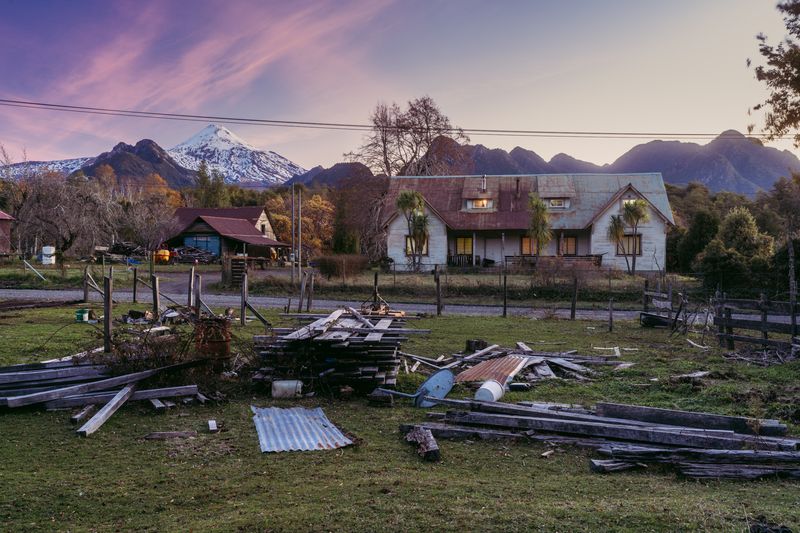 © Mauro Pesce - Image from the 36 Views of Villarrica Volcano photography project