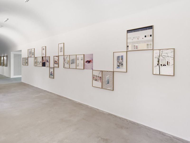 © Grażyna Siedlecka - AUSNAHMEZUSTAND installation view, courtesy ZAK Zentrum für Aktuelle Kunst, Berlin. Photo by Eric Tschernow