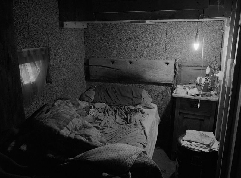© Enzo Castellucci - Image from the Come spirto in un'ampolla photography project