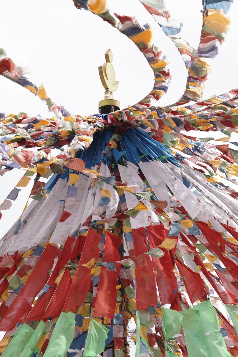 © yingying gao - Glass mountain