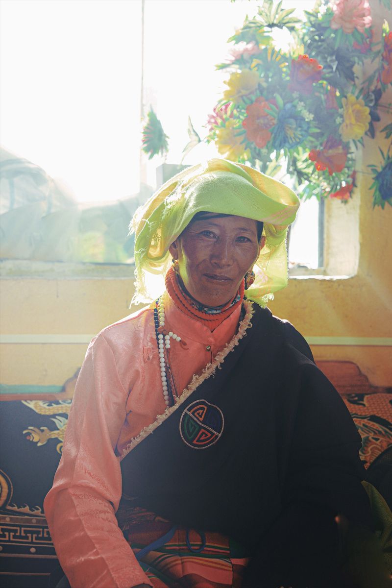 © yingying gao - Glass mountain