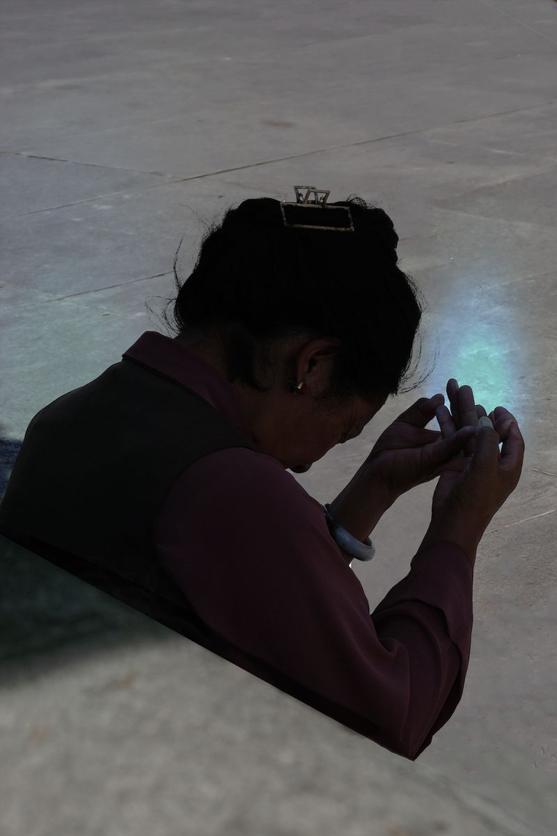 © yingying gao - Glass mountain