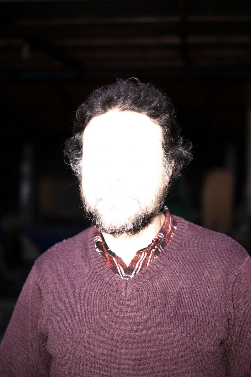 © Eric Allende - Image from the In my dreams, amaranth bloomed. photography project