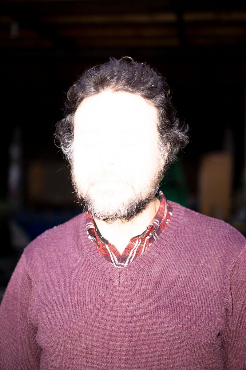 © Eric Allende - Image from the En mis sueños el amaranto floreció photography project