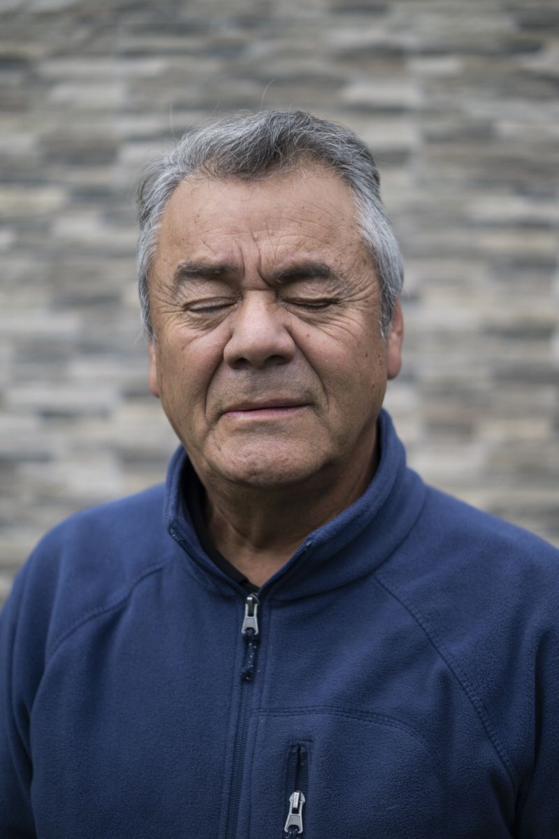 © Eric Allende - Portrait of Miguel González (67), after being interviewed by the research team at his sister Ana's house.