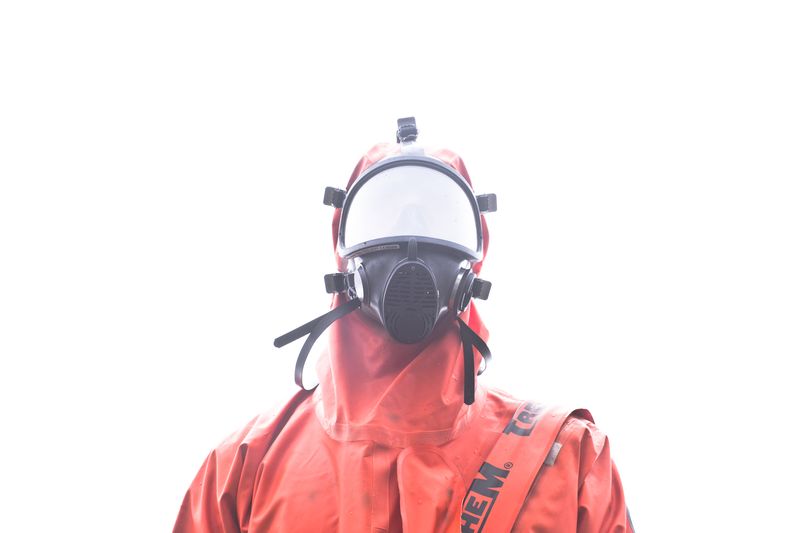 © Elena, Leonidas Kollatou, Toumpanos - Image from the Ten thousand suns photography project