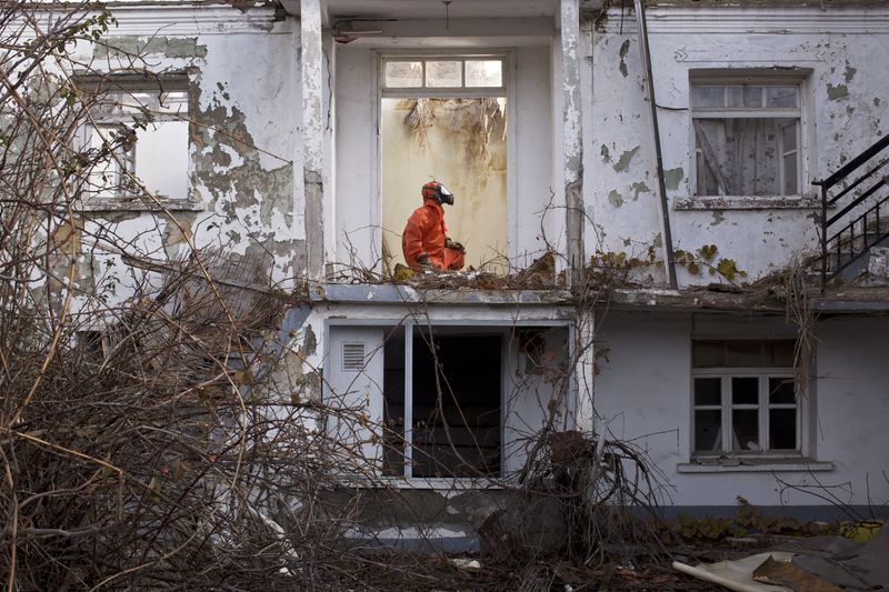 © Elena, Leonidas Kollatou, Toumpanos - Image from the Ten thousand suns photography project