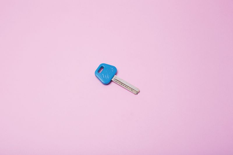 © Youvalle Levy - Image from the Moonlighting : traces and found objects photography project