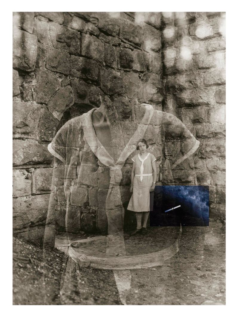 © Florence Iff - 67P / COSIMA size _42x32cm