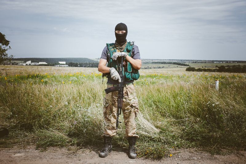 © Alexander Vasukovich - Image from the War among sunflowers. Volunteers of Donbass photography project