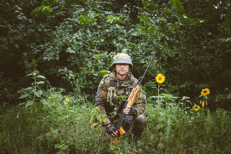 © Alexander Vasukovich - Image from the War among sunflowers. Volunteers of Donbass photography project