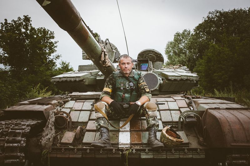 © Alexander Vasukovich - Image from the War among sunflowers. Volunteers of Donbass photography project