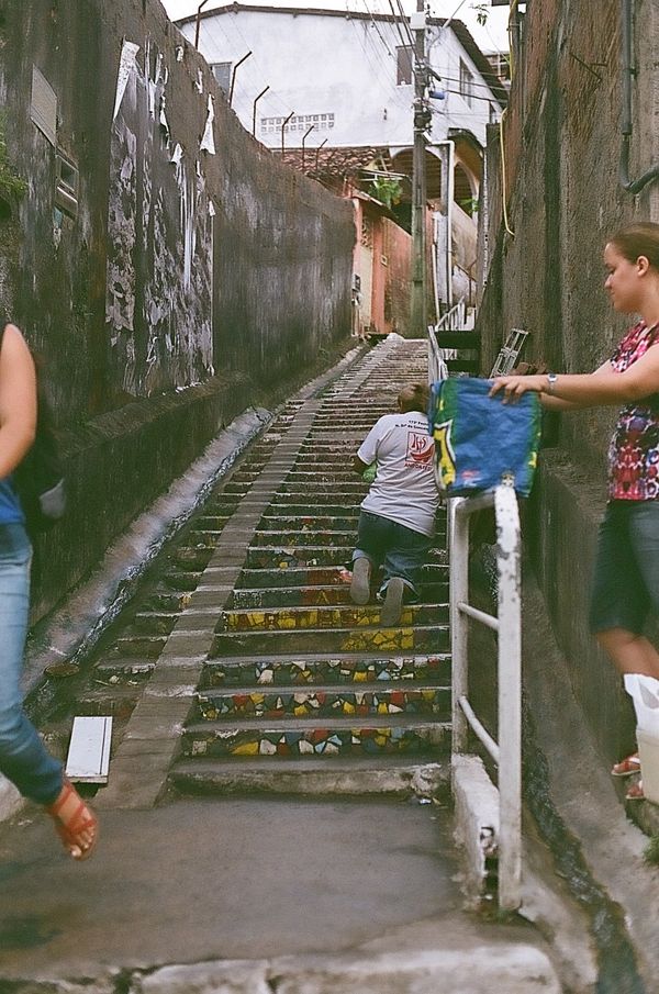 © Maria Clara Feitosa - Image from the A Festa do Morro photography project