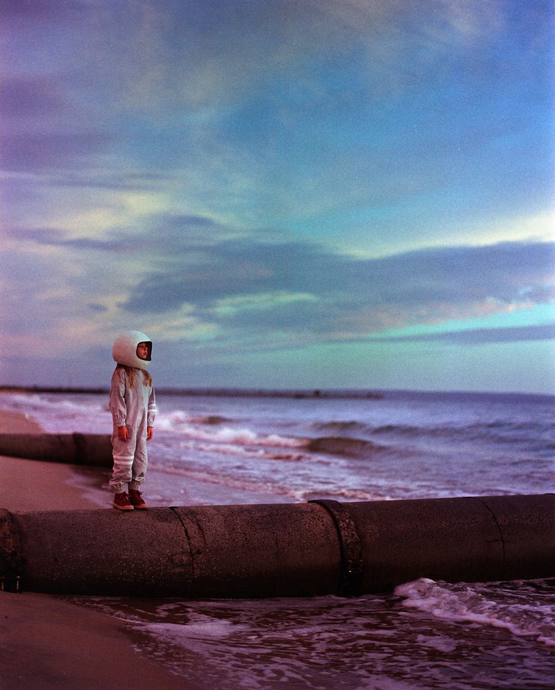 © Andrew Rovenko - The Tide