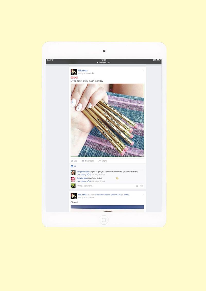 © Julie Cook - E.L.S.C. FILES, 'Chiqui Love Facebook', 2017