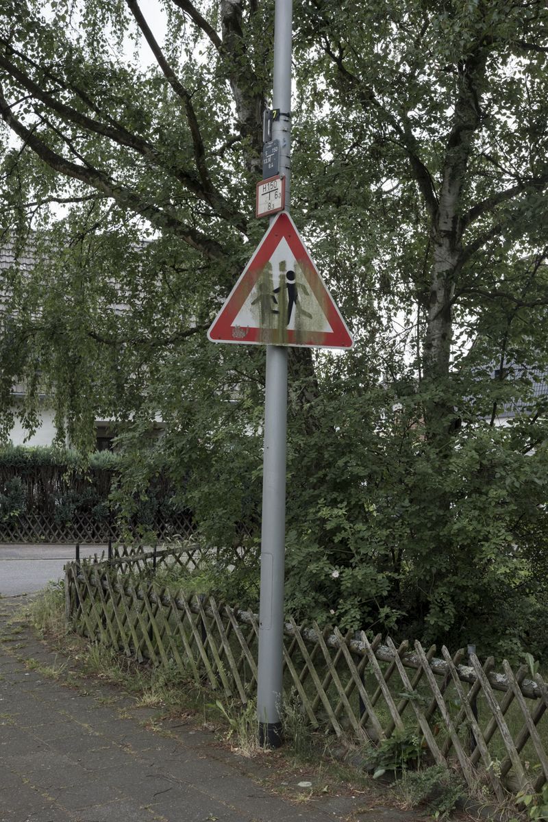 © Vera Loitzsch - Image from the Rohtse Lang, Coyote Karl un dä Moppe Chris photography project